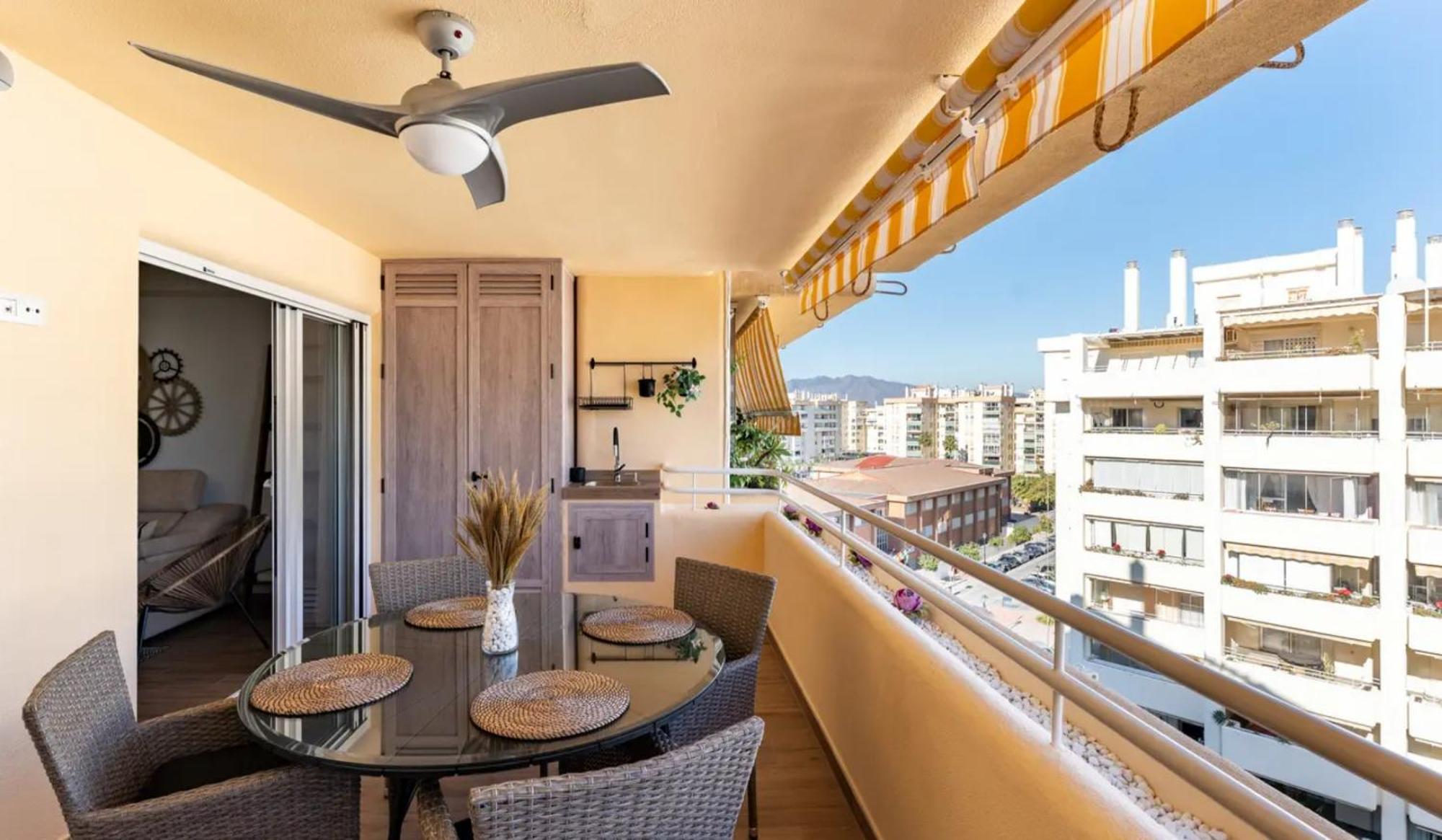 Apartamento Boutique Miramar Playa, Garaje Opcional Фуэнхирола Экстерьер фото